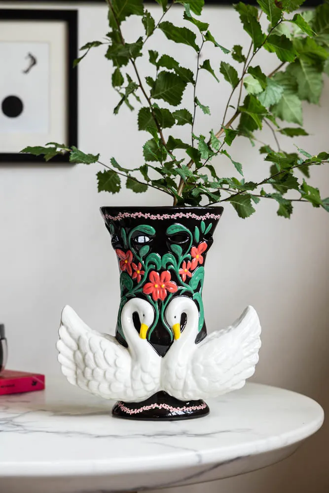 Beautiful Swan Vase