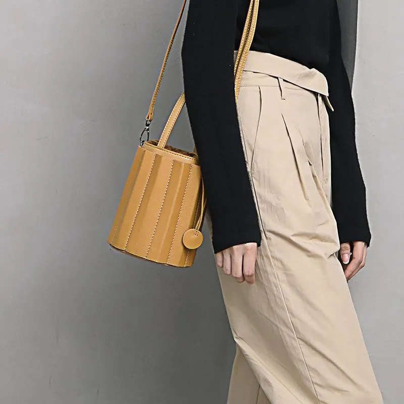 Black Womens Leather Bucket Handbag Womens Barrel Purse Small Bucket Shoulder Purse