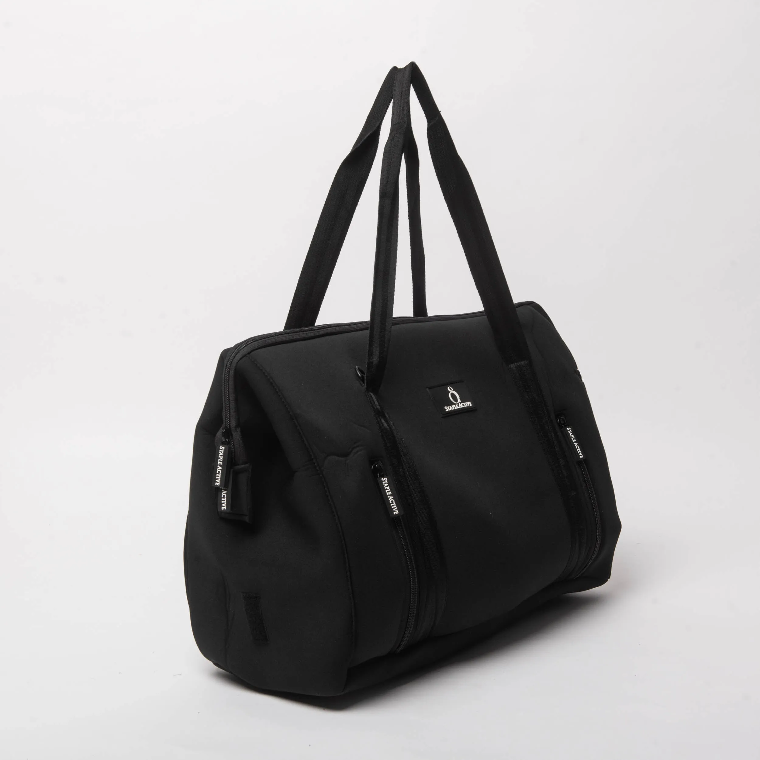 Captivate Gym Bag (Black)