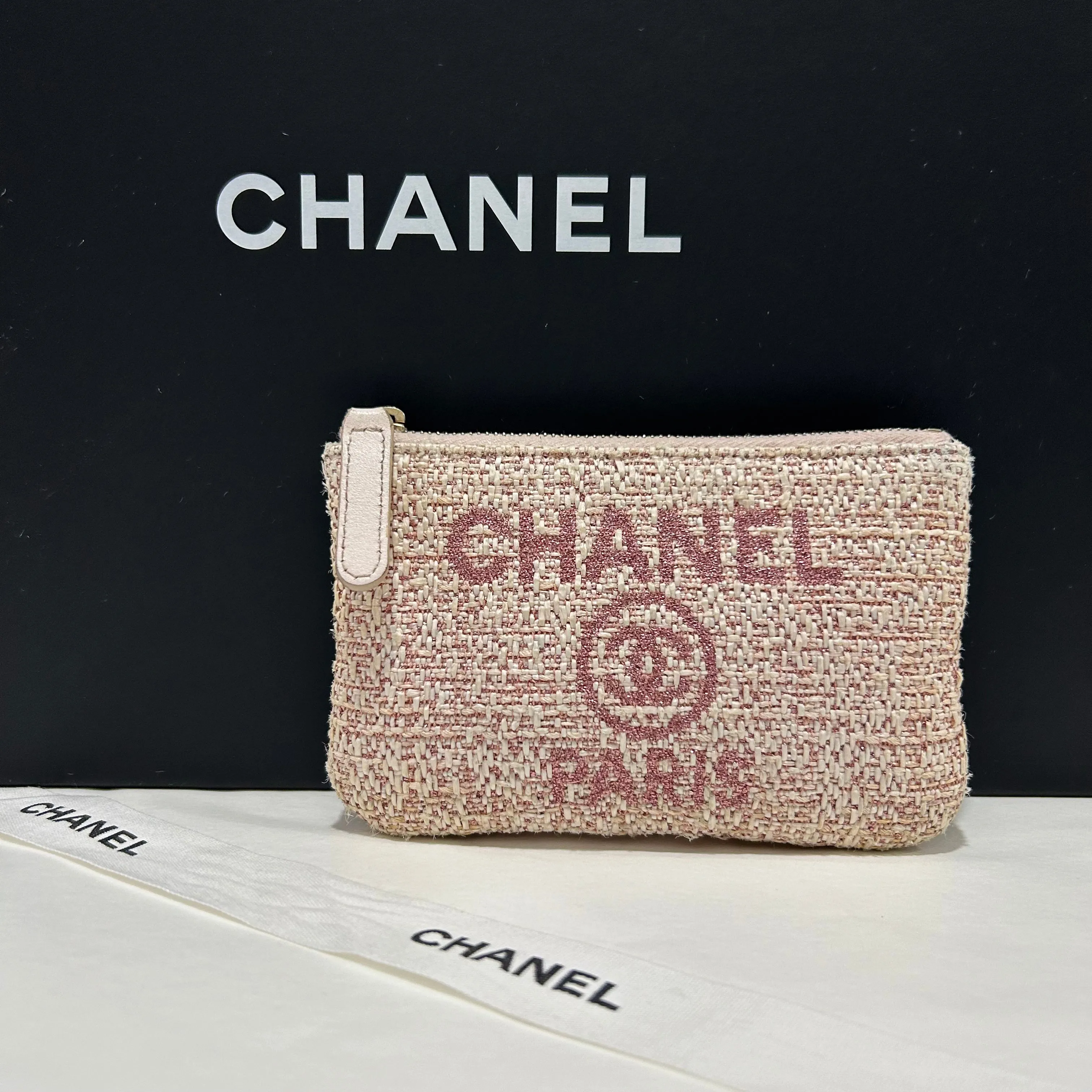 Chanel - Mini Pochette