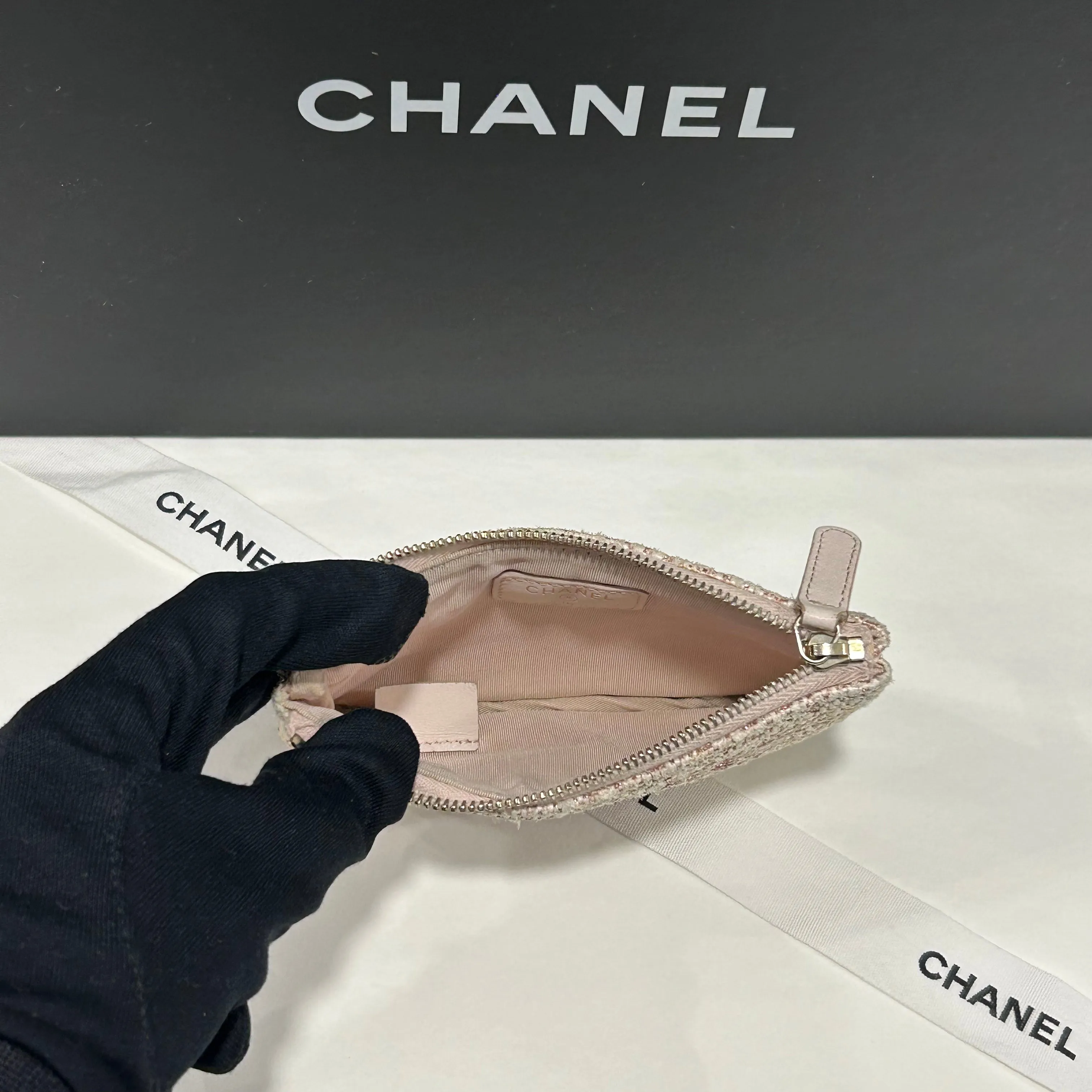 Chanel - Mini Pochette