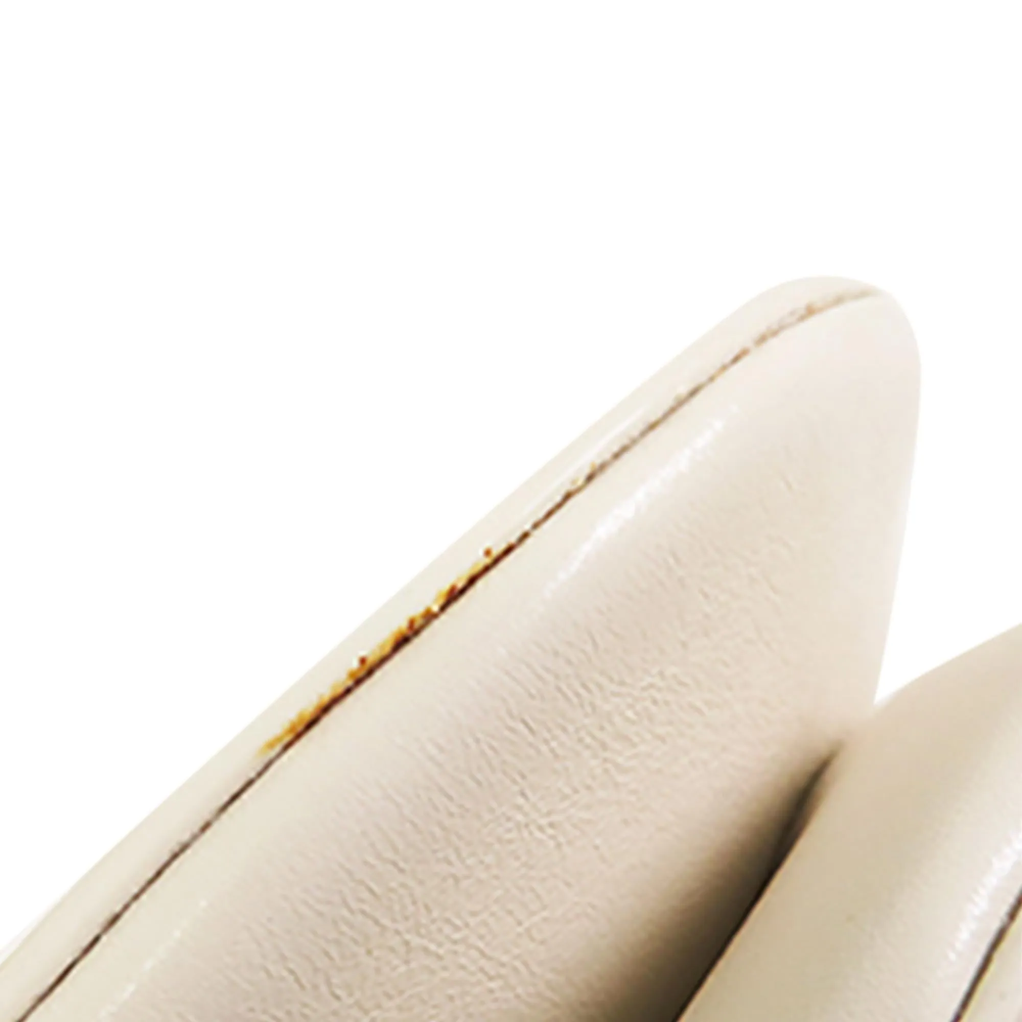 Dior Studded Leather Saddle Bag (SHG-UR0OzG)