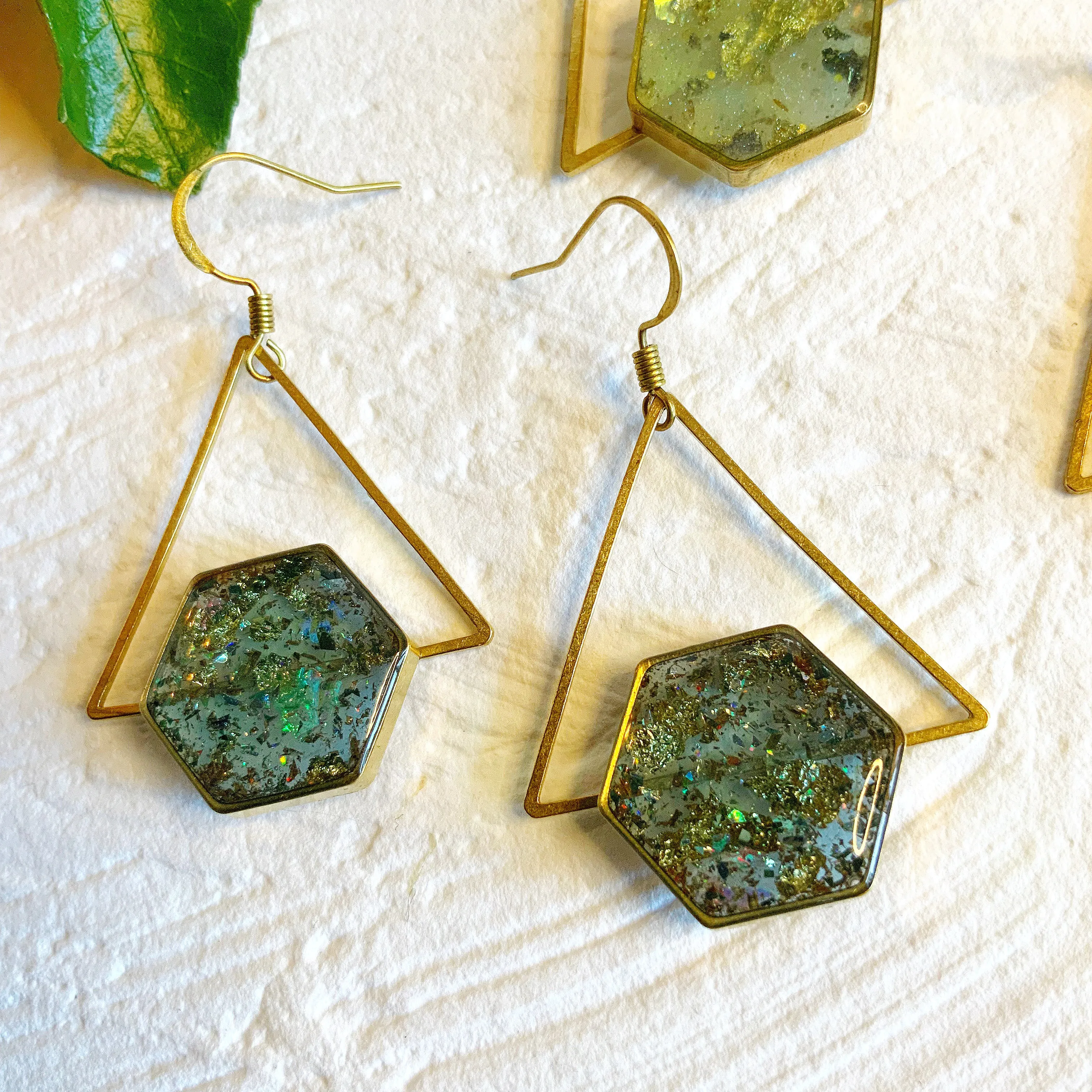 Triangle Drops: Multiple Colours Available