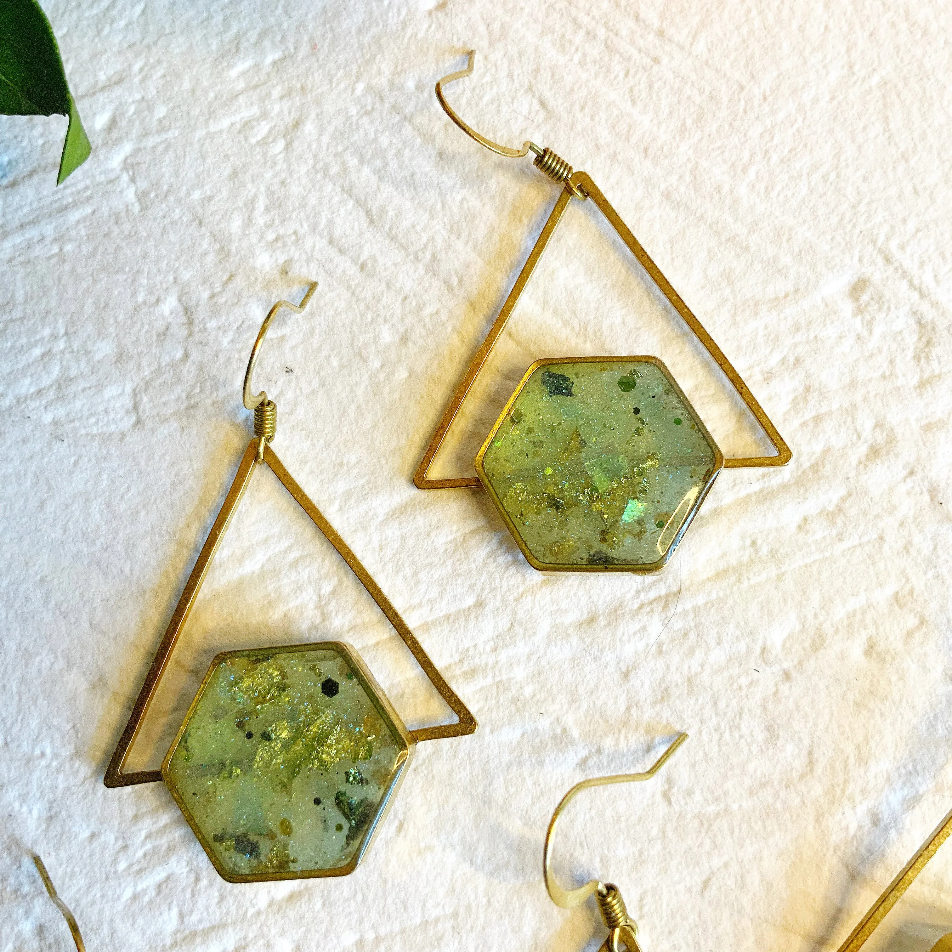 Triangle Drops: Multiple Colours Available